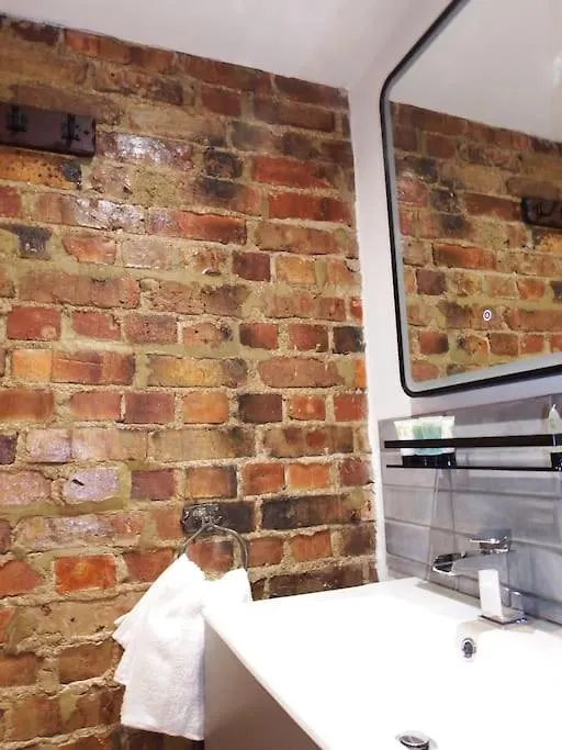 Newly Renovated Stunning Warehouse Apartment Bournemouth